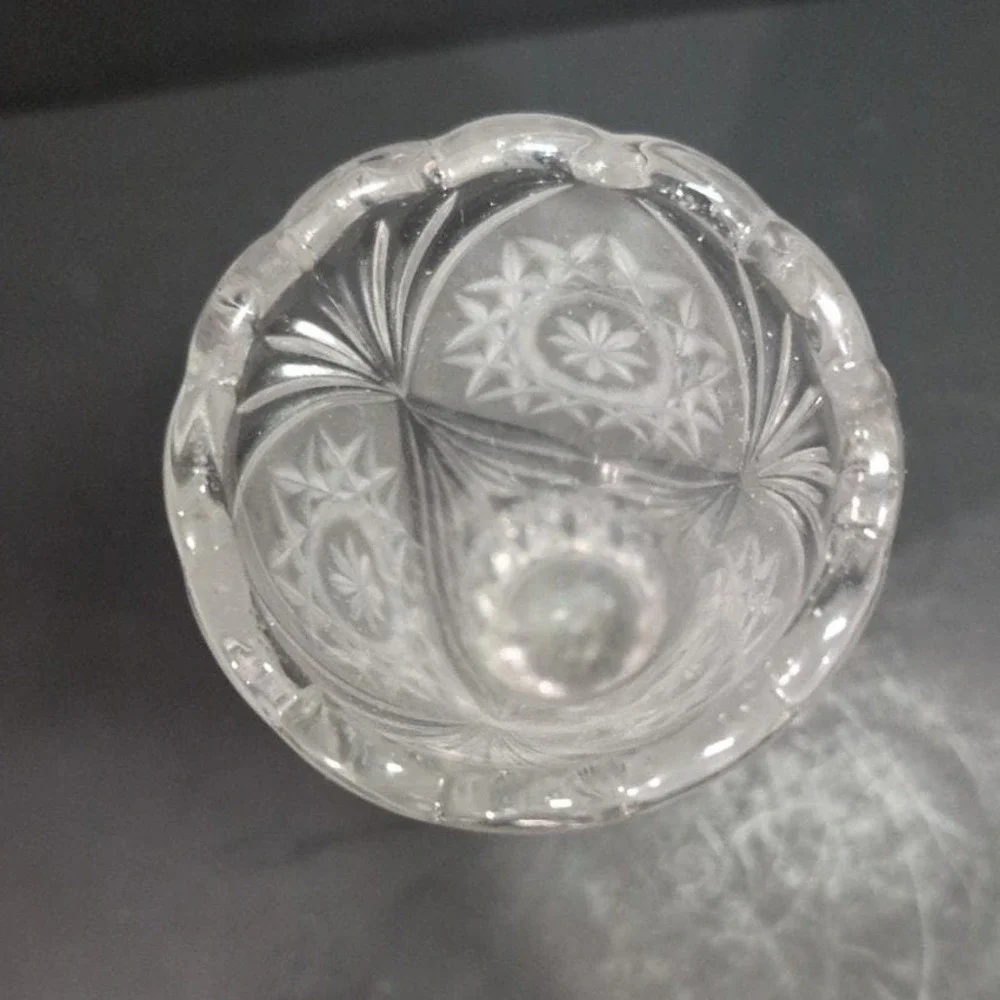 Hobstar Crystal Flare Vase, Star‎ of David Cut Design, Frosted Flower Holder